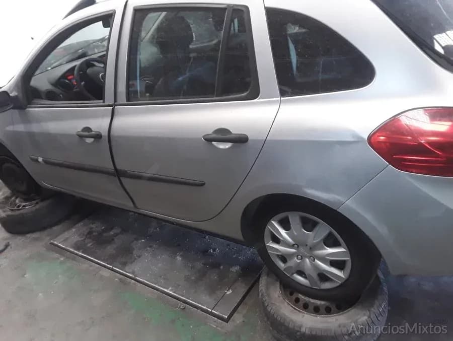 DESPIECE DE RENAULT CLIO GRANDTOUR 1.2 16V (75 CV) - Foto 5