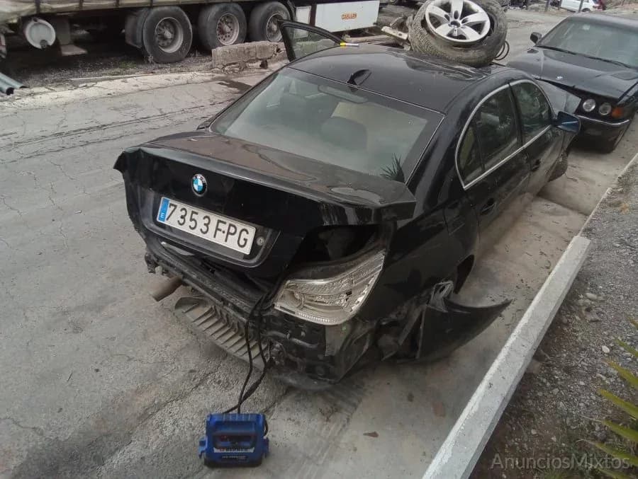 DESPIECE DE BMW SERIE 5 BERLINA 2.0 Turbodiesel (1 2007 (V2) - Foto 3