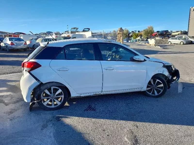 DESPIECE DE HYUNDAI I20 1.2 16V (86 CV) - Foto 4