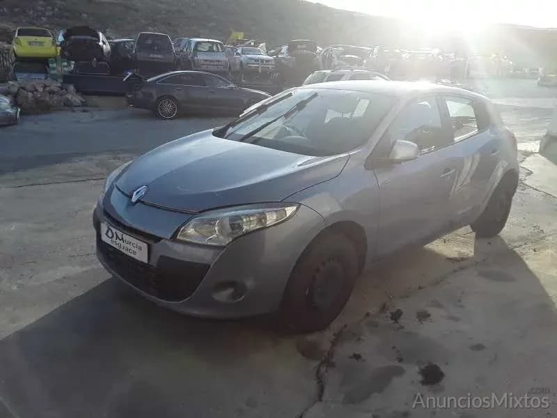 DESPIECE DE RENAULT MEGANE III SPORT TOURER 1.5 dC - Foto 2
