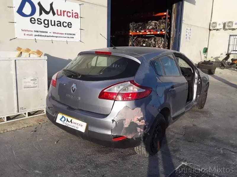 DESPIECE DE RENAULT MEGANE III SPORT TOURER 1.5 dC - Foto 4