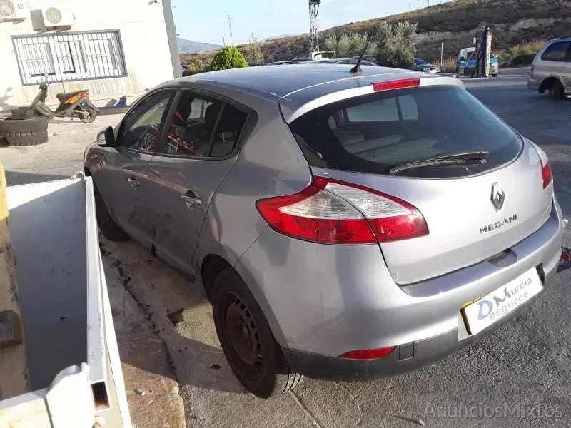DESPIECE DE RENAULT MEGANE III SPORT TOURER 1.5 dC - Foto 5