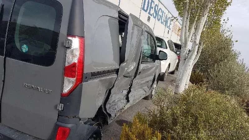 DESPIECE DE RENAULT KANGOO 1.5 dCi D FAP (103 CV) - Foto 5