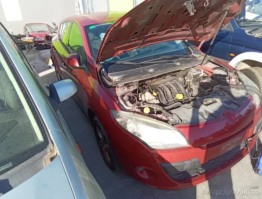 DESPIECE DE RENAULT MEGANE III BERLINA 5 P 1.6 16V 2008 - Foto 2