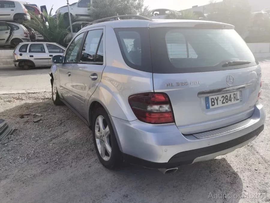 DESPIECE DE MERCEDES CLASE M 3.0 CDI (224 CV) - Foto 2