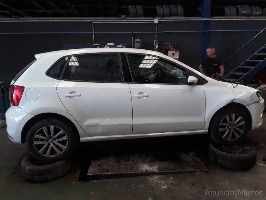 DESPIECE DE VOLKSWAGEN POLO 1.2 TSI (90 CV) 2011 - Foto 5