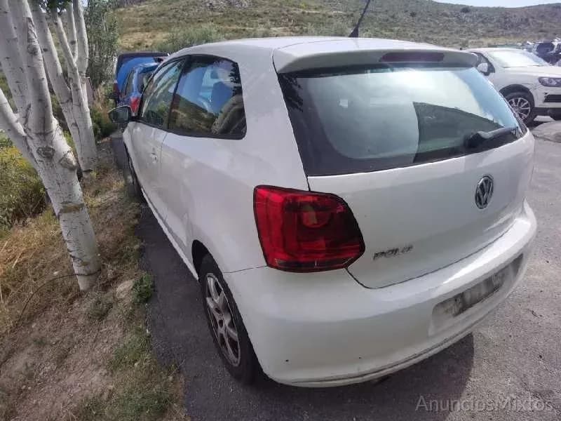DESPIECE DE VOLKSWAGEN POLO 1.6 TDI (90 CV) 2009 - Foto 5