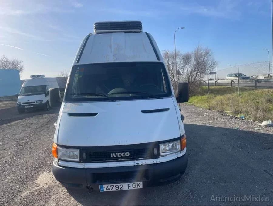 Iveco DAILY III Furgoneta 35 S 13 V,35 C 13 V 2003 - Foto 2