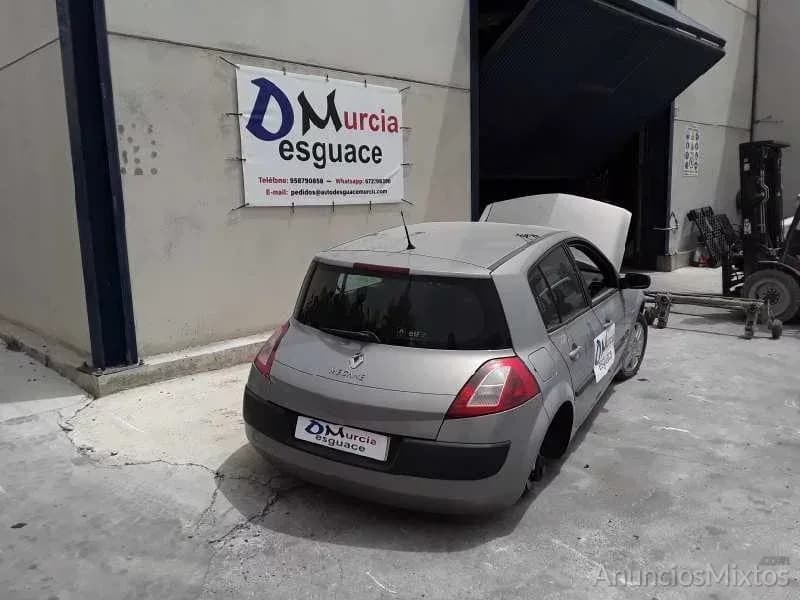 DESPIECE DE RENAULT MEGANE II BERLINA 5P 1.5 dCi D - Foto 2