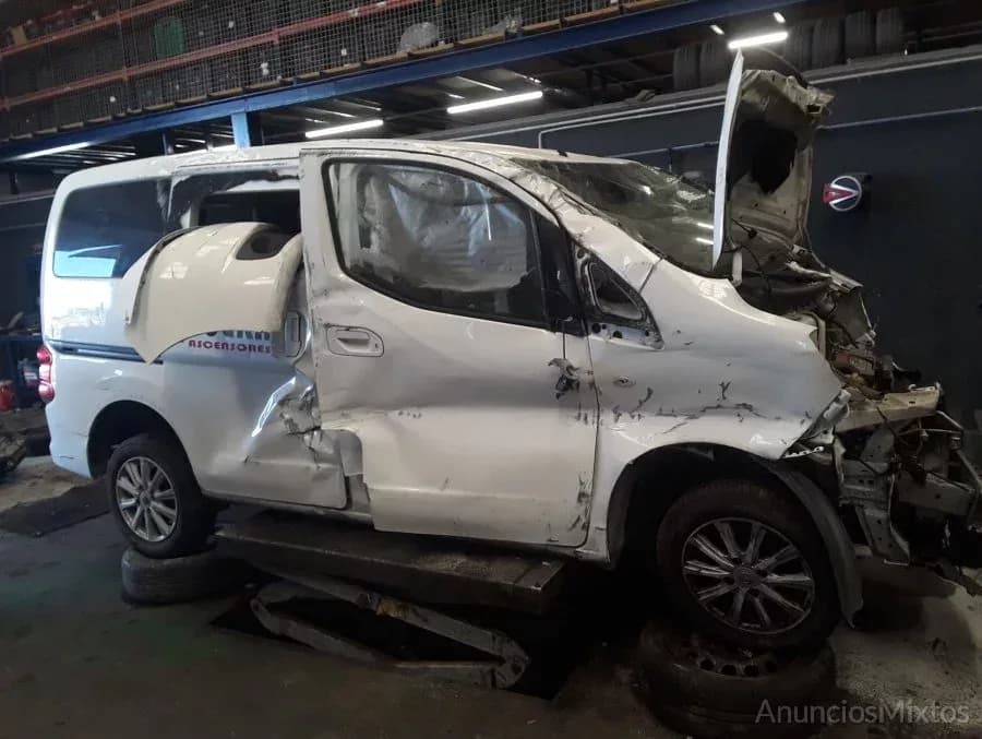 DESPIECE DE NISSAN NV 200 1.5 dCi (110 CV) - Foto 2