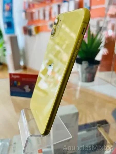 iPhone 11 64 GB Amarillo GARANTIA - Foto 3