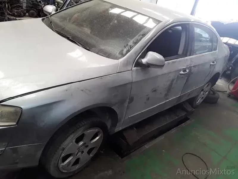 DESPIECE DE VOLKSWAGEN PASSAT BERLINA 1.9 TDI (105 - Foto 4