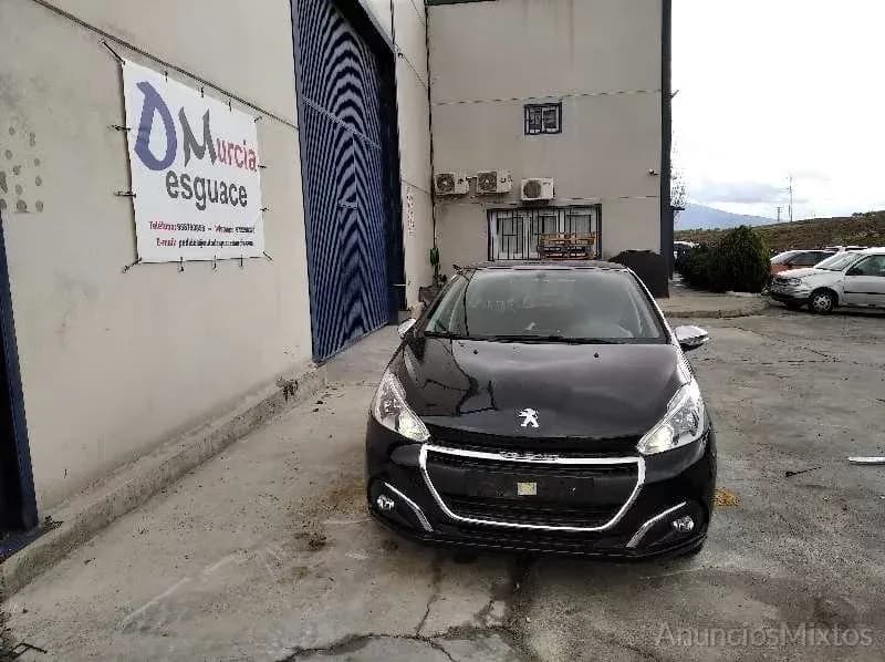DESPIECE DE PEUGEOT 208 1.0 VTi (68 CV) 2012 - Foto 2