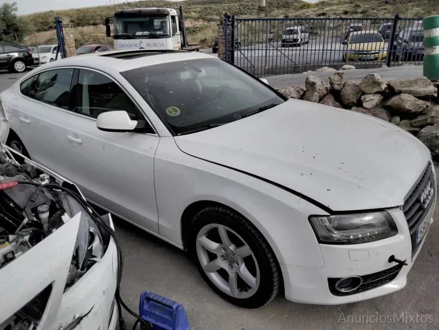 DESPIECE DE AUDI A5 SPORTBACK 2.0 16V TDI (143 CV) 2009 (V2) - Foto 2