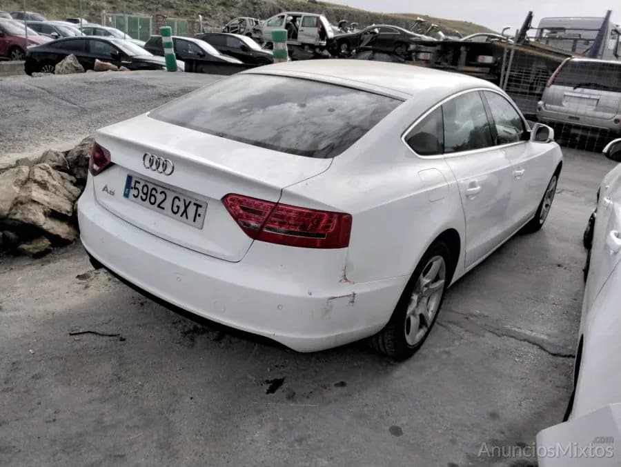 DESPIECE DE AUDI A5 SPORTBACK 2.0 16V TDI (143 CV) 2009 (V2) - Foto 3