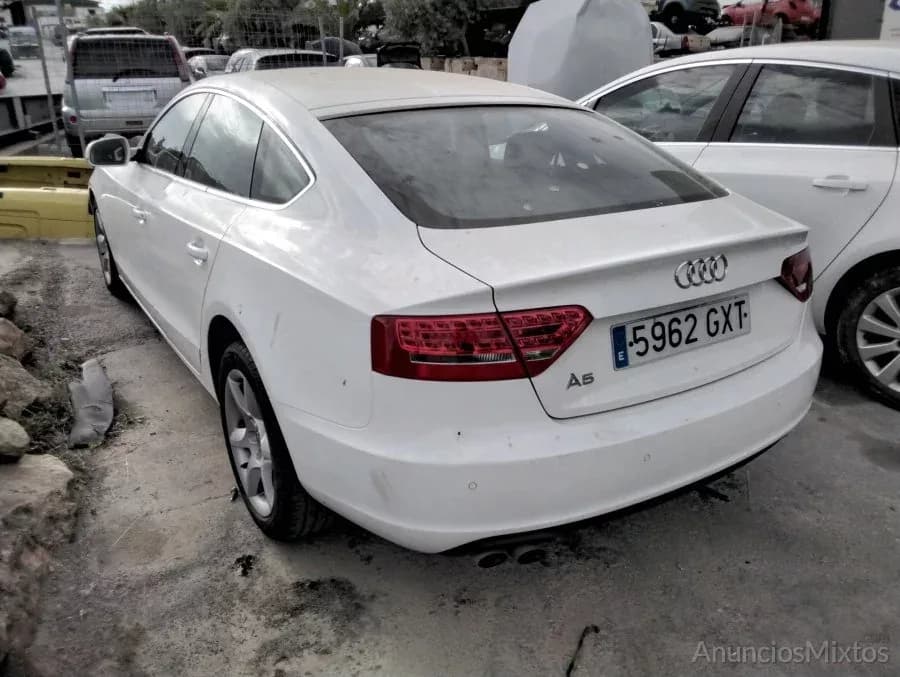 DESPIECE DE AUDI A5 SPORTBACK 2.0 16V TDI (143 CV) 2009 (V2) - Foto 4