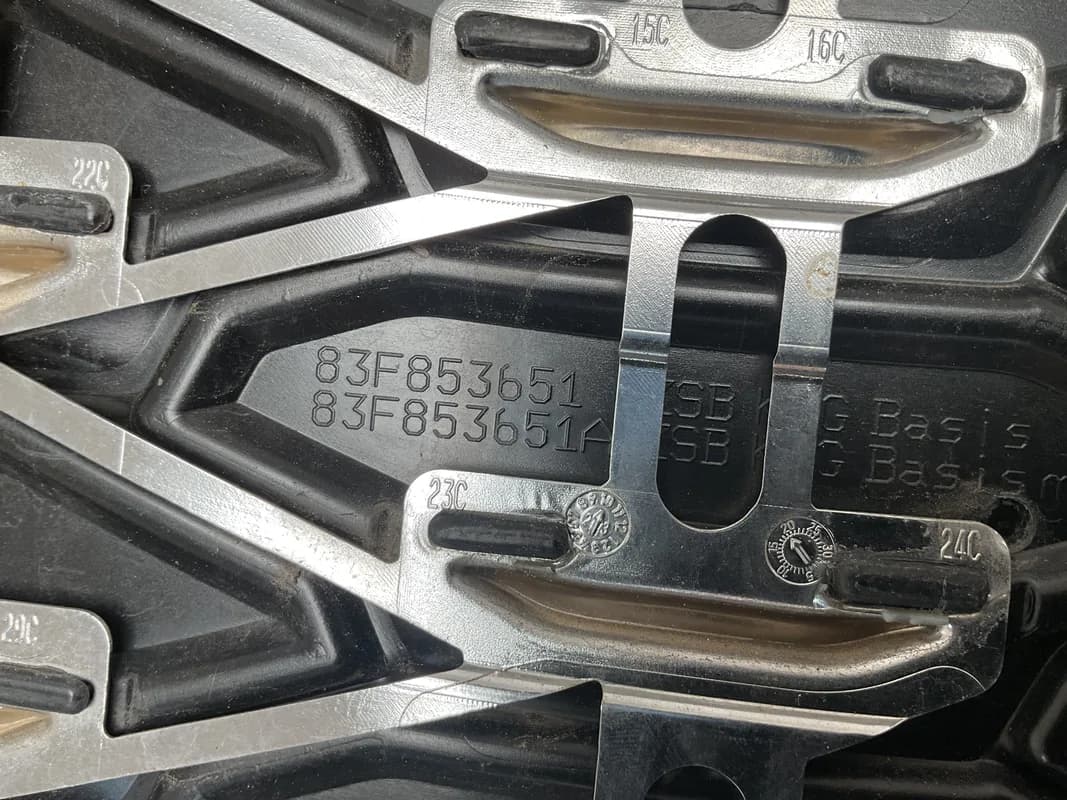 Rejilla Radiador Audi Q3 2018-2026 - Foto 4