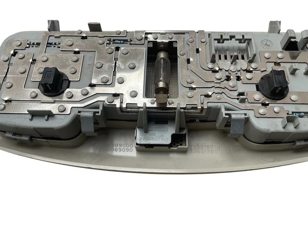 Luz interior sup Fiat Croma 05-11 - Foto 3