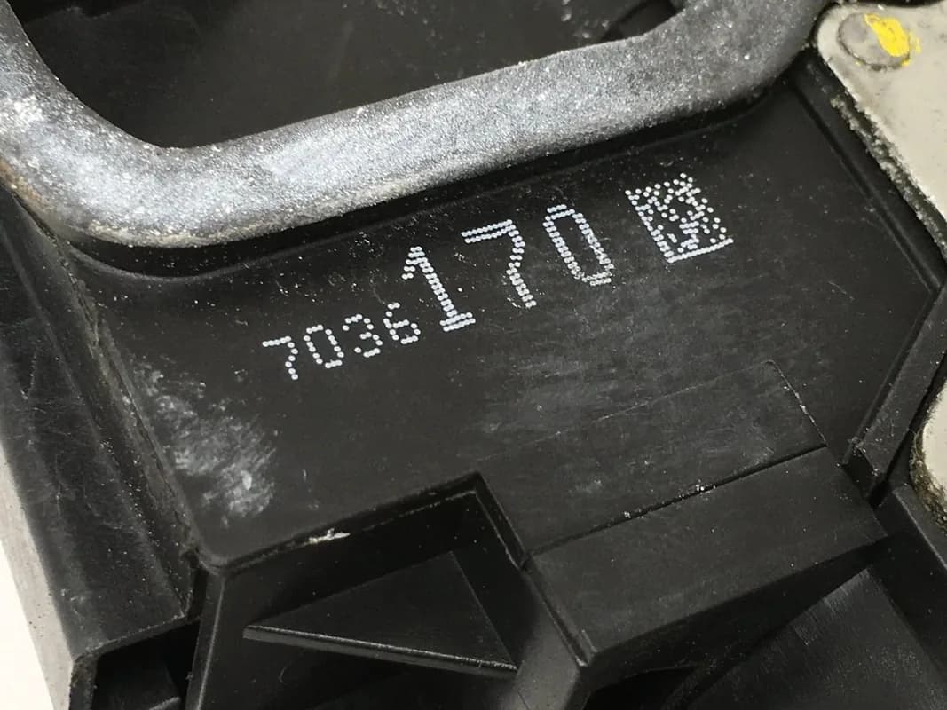 Cerradura del dcha BMW 7036170 - Foto 4