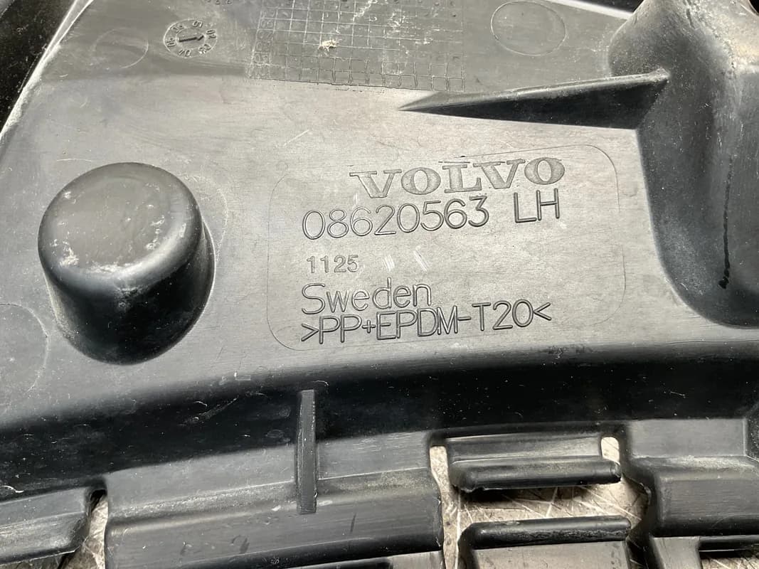 Refuerzo Paragolpes del izq Volvo XC90 2003-2014 - Foto 4
