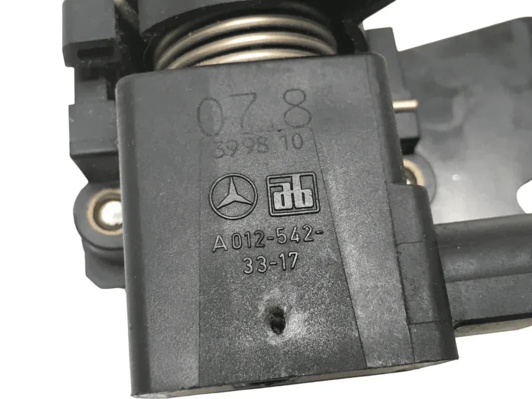 Sensor potenciometro Mercedes A0125423317 - Foto 3