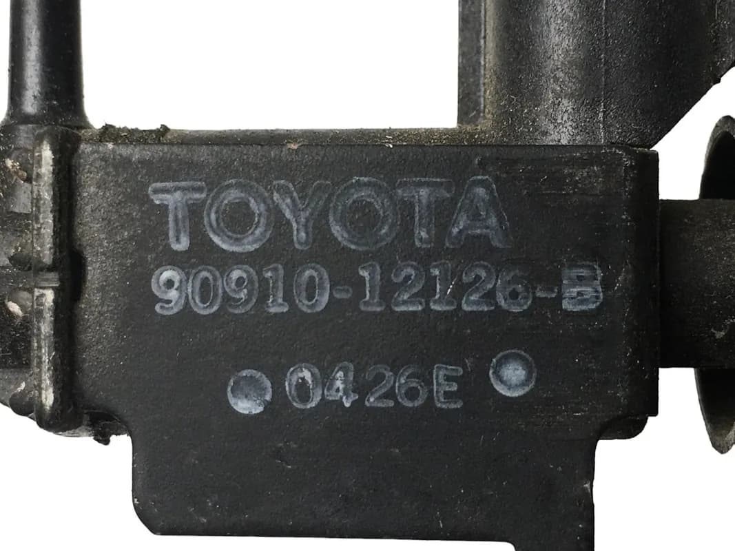 Valvula Aire Toyota 9091012126 - Foto 3