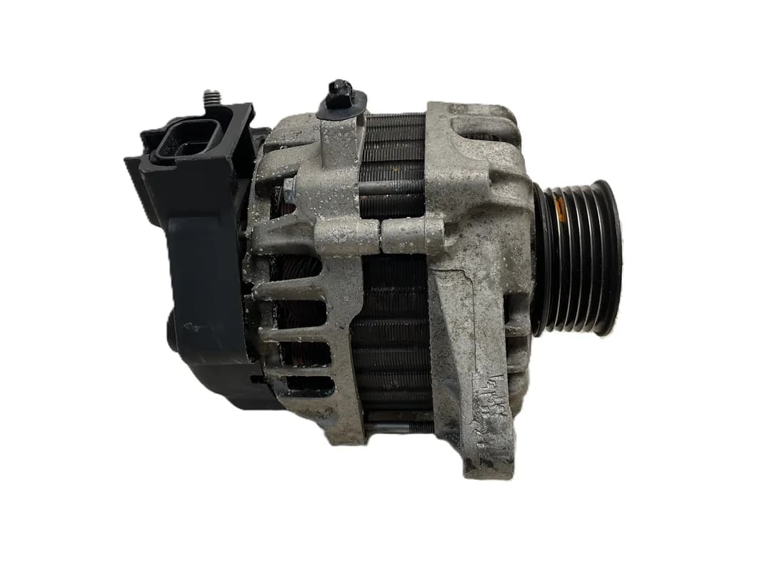 Alternador corriente  Hyundai Kia 373002B101 - Foto 5