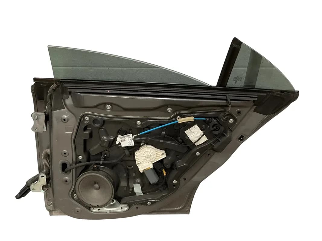 Puerta Tra dcha Mercedes CLA 13-19 - Foto 2