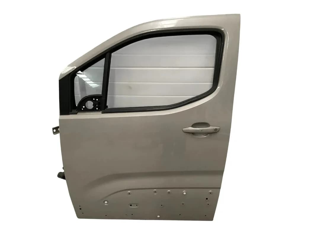 Puerta del izq Peugeot Rifter 18-25 - Foto 1