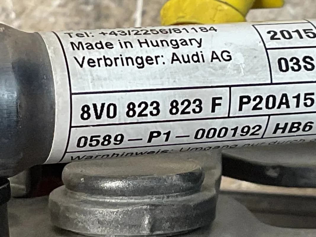 Bisagra dcha Capo Audi A3 8V 2012-2020 - Foto 5