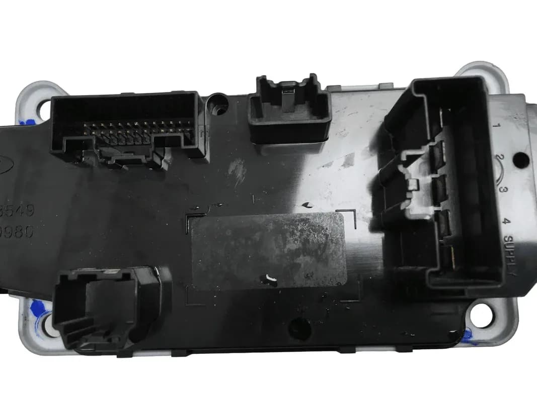 Climatizador Ford Tourneo Courier - Foto 3