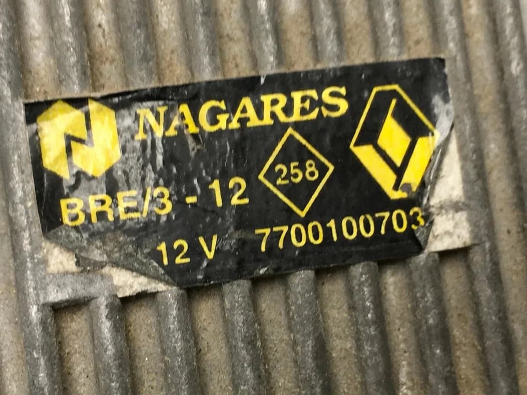 Caja Precalentamiento Renault 7700100703 - Foto 3