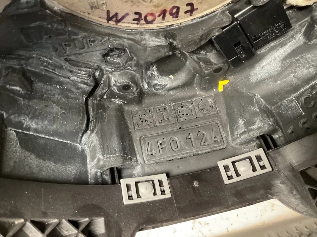 Volante Audi A4 A6 4F0124 - Foto 5