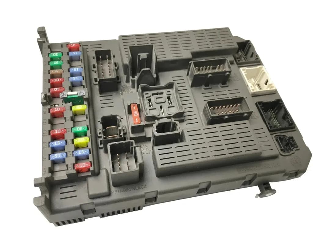 Caja Fusibles Lancia Phedra 180 - Foto 1