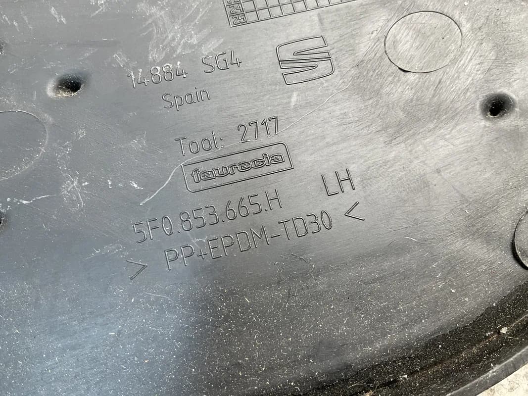 Rejilla del izq antiniebla Seat Leon 5F FR 17-20 - Foto 4