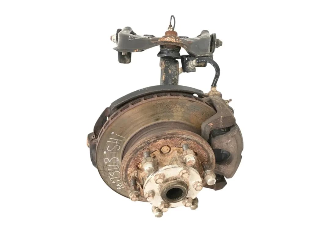 Mangueta del izq Mitsubishi Montero V20 - Foto 1