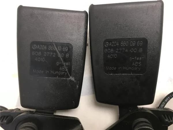 anclaje cinturones traseros Mercedes a20 - Foto 3