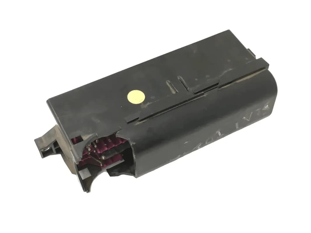Caja fusibles VW 63593576 - Foto 2
