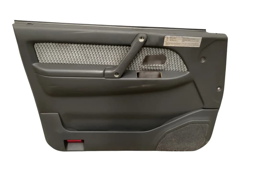 Panel Puerta del izq Mitsubishi Pajero 91-00 - Foto 1