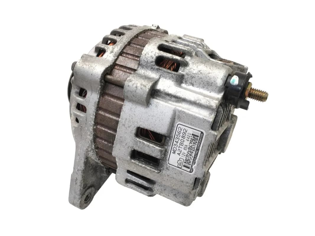 Alternador Mitsubishi MD343562 - Foto 2