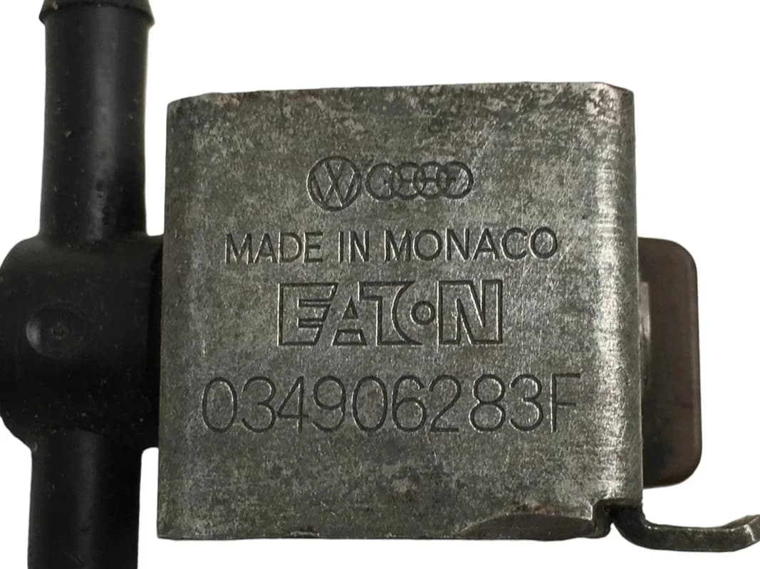 Valvula Solenoide Audi 100 034906283F - Foto 4