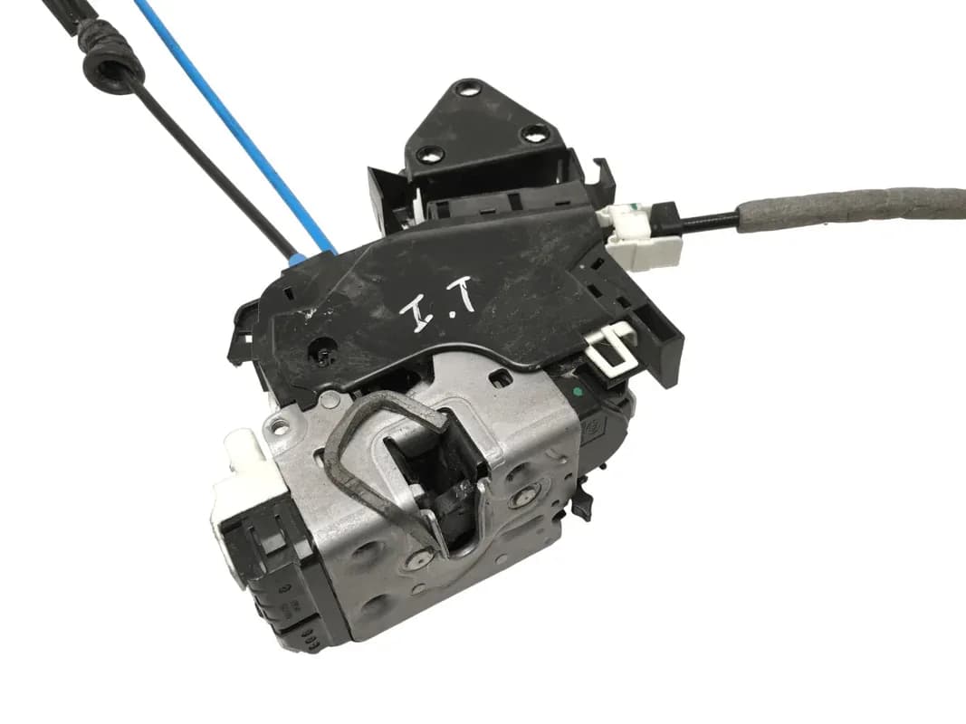 Cerradura tra izq Mercedes W204 y W212 - Foto 3