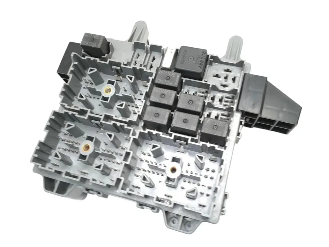 Caja fusibles Jeep Cherokee KJ - Foto 2