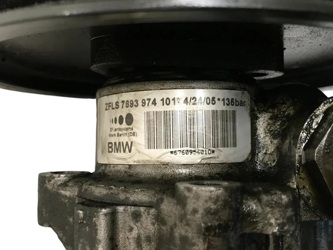 Bomba direccion BMW E90 E92 - Foto 5