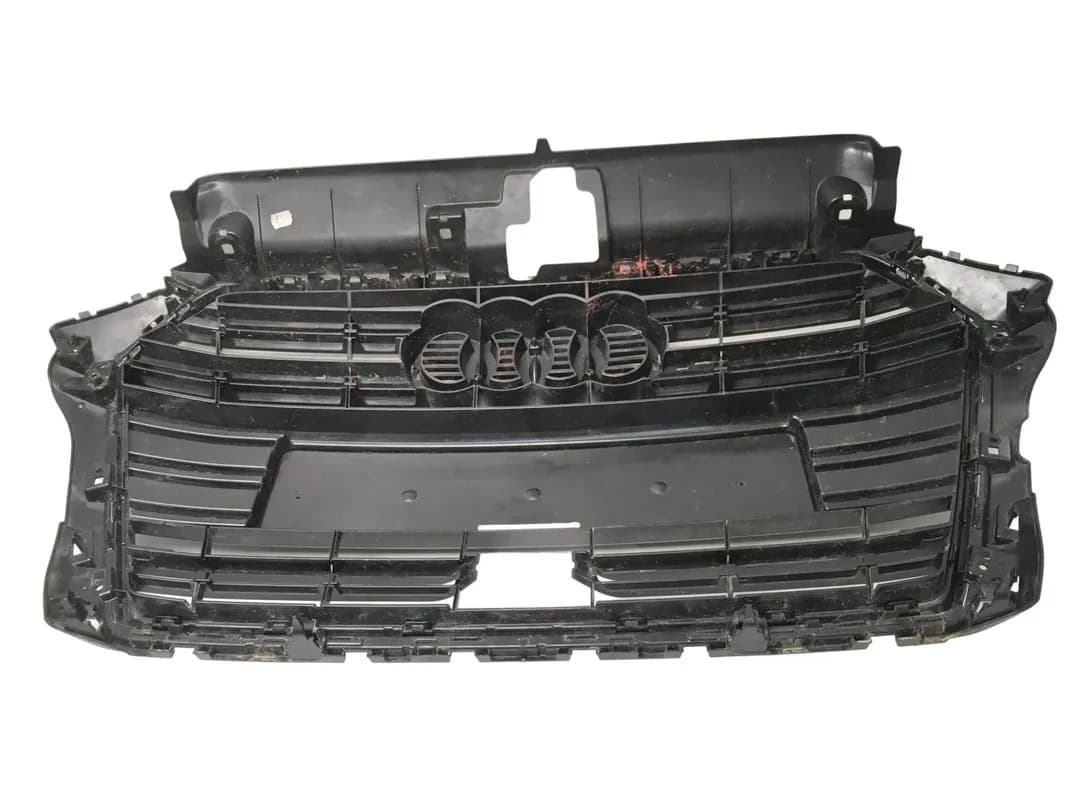 Rejilla Radiador Audi A3 8V - Foto 3