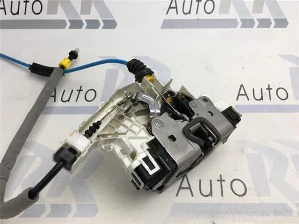 Cerradura delantera dcha Mercedes A09972 - Foto 1