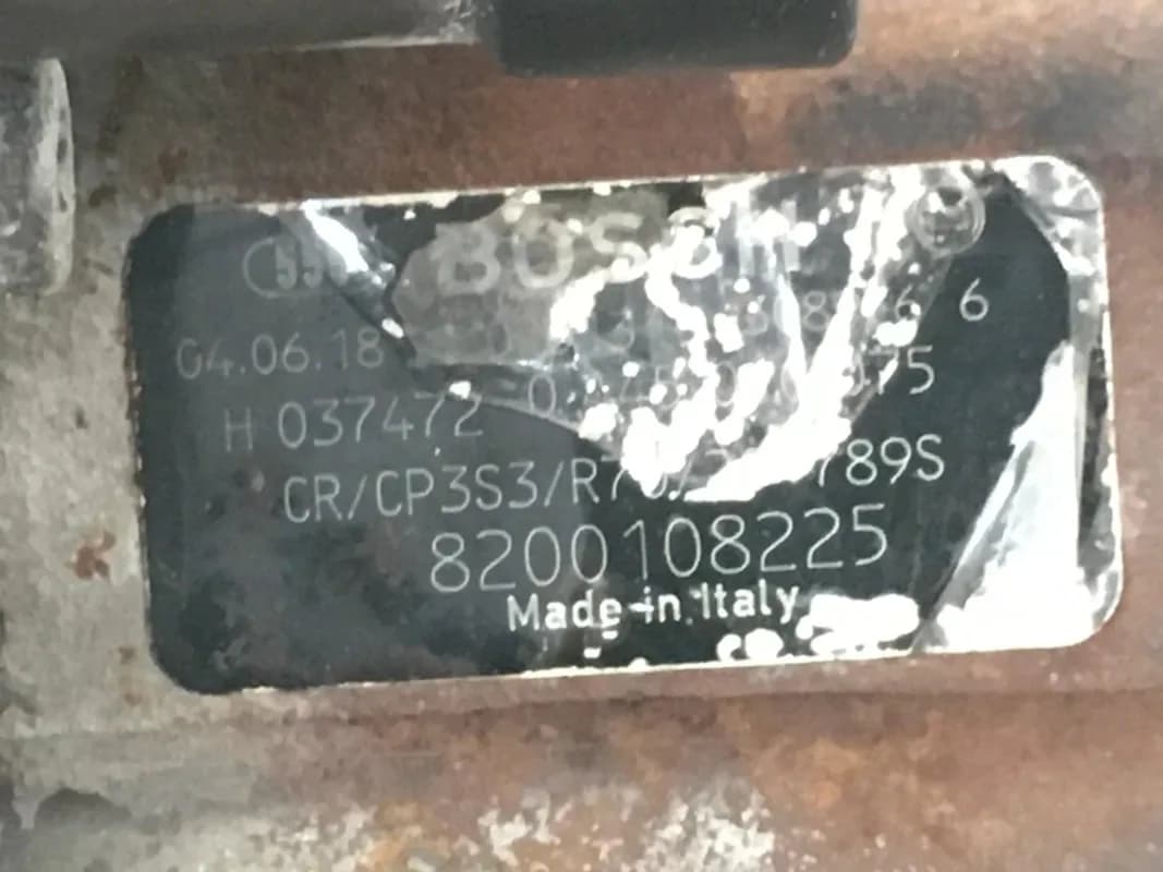 Bomba inyeccion Renault 8200108225 - Foto 5