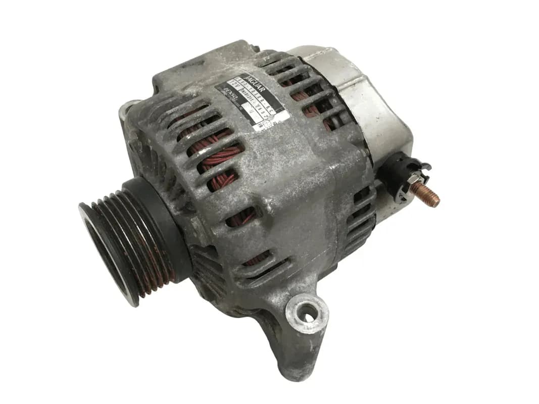 Alternador Jaguar XR8310300BC - Foto 2