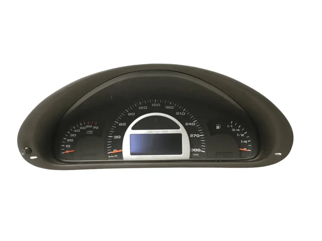 Cuadro instrumentos Mercedes C32 AMG - Foto 1