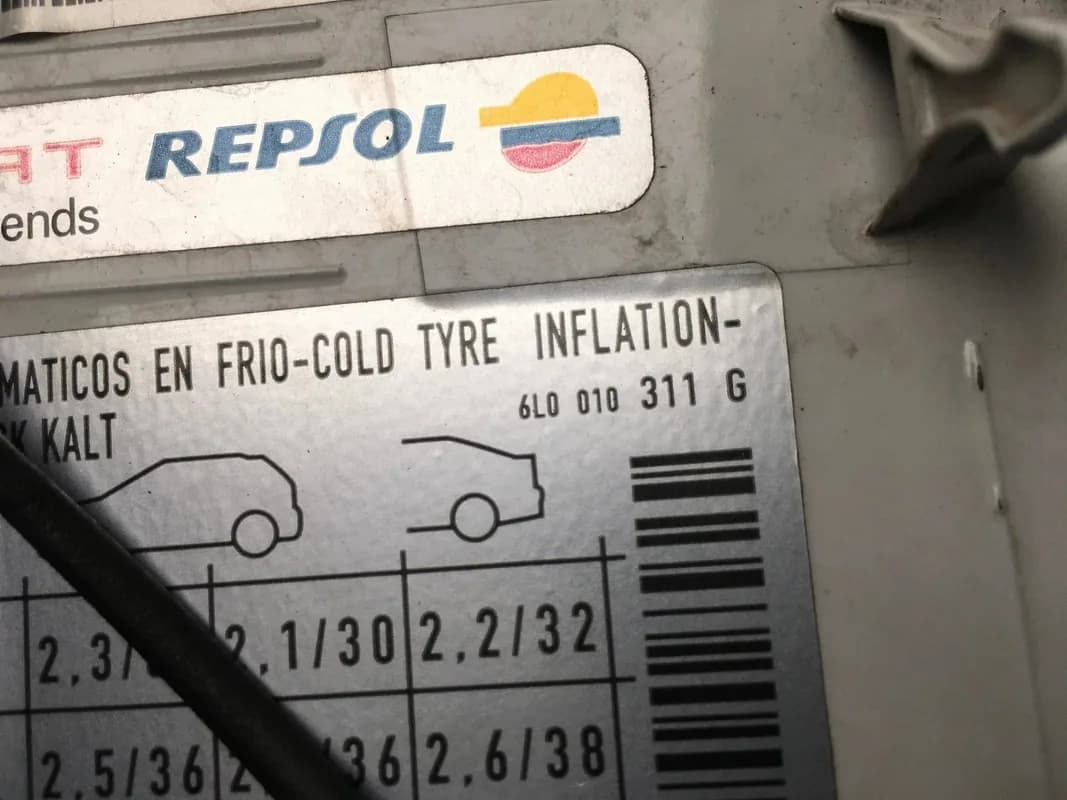 Tapa combustible Seat Ibiza 6L0010311G - Foto 4